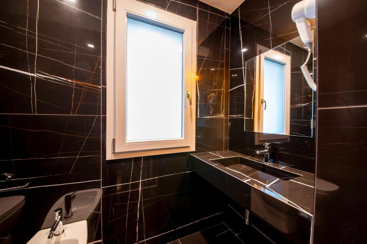 Hotel Xbusiness Nola Kültér fotó